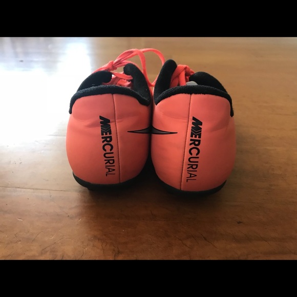 Mercurial cleats - Picture 3 of 3